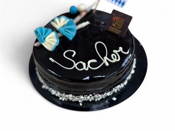 Sacher taart 6-8 personen